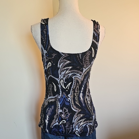 White House Black Market Black and Blue Patterned Tank Top - Picture 3 of 4